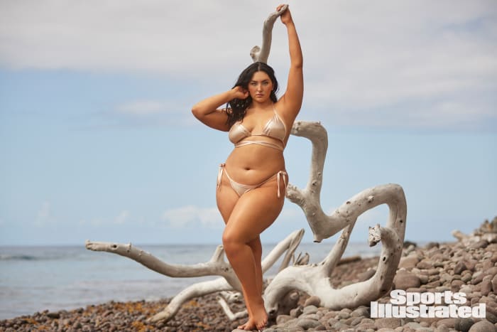 SI2022_Dominica_Yumi_Nu_SHOT_06_171_WMweb